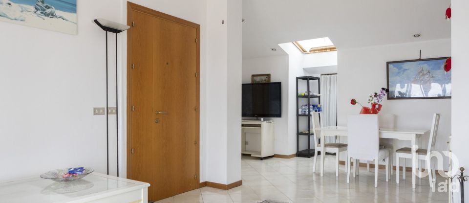 Three-room apartment of 105 m² in Osimo (60027)