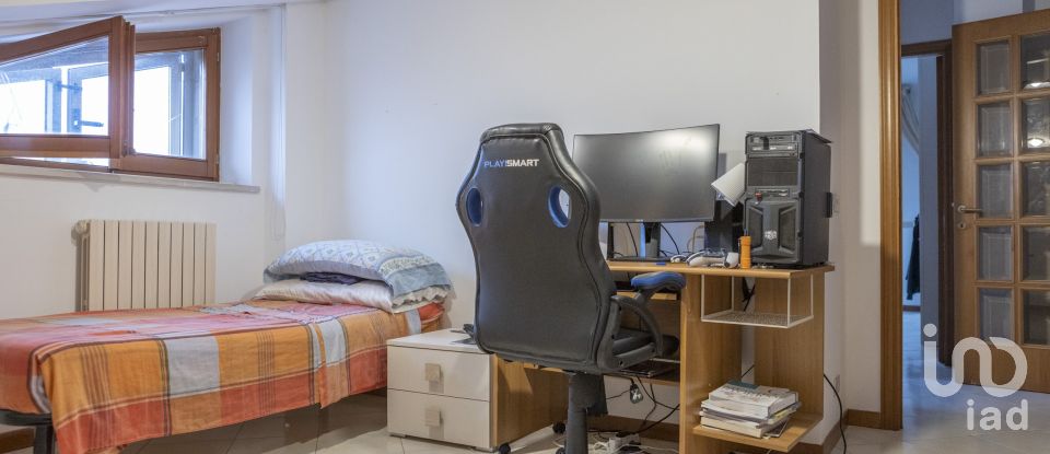 Three-room apartment of 105 m² in Osimo (60027)