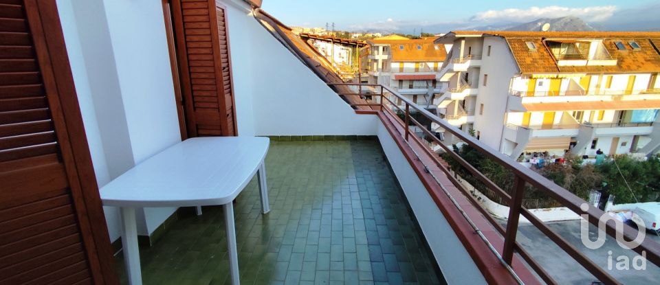 Trilocale di 32 m² a Scalea (87029)