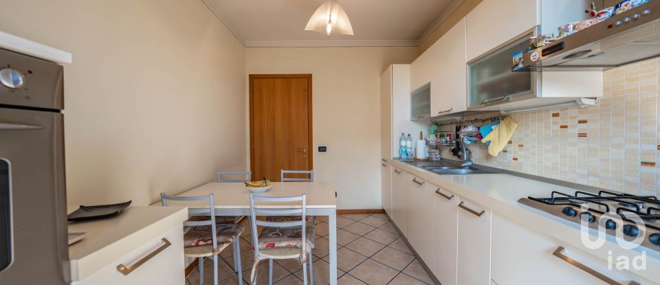 Villa Bifamiliare 5 locali di 175 m² in Medole (46046)