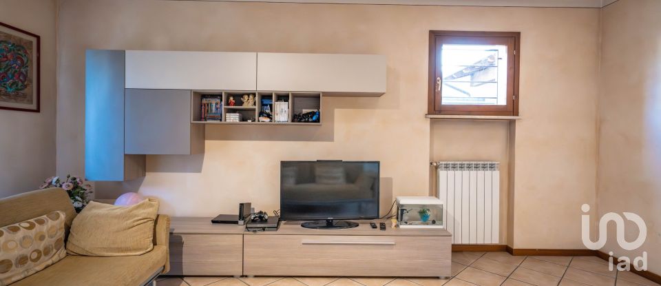 Villa Bifamiliare 5 locali di 175 m² in Medole (46046)