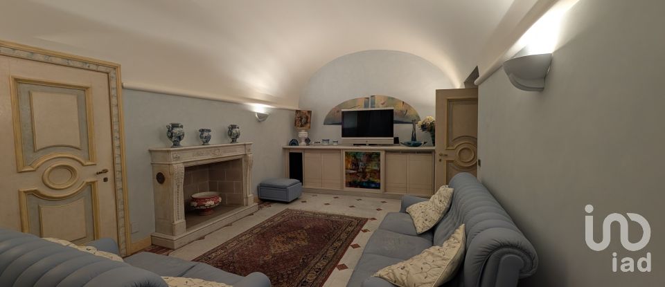 Costruzione di 600 m² in Macerata (62100)