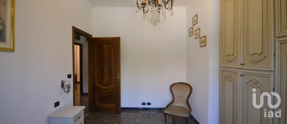 Four-room apartment of 80 m² in Genova (16149)