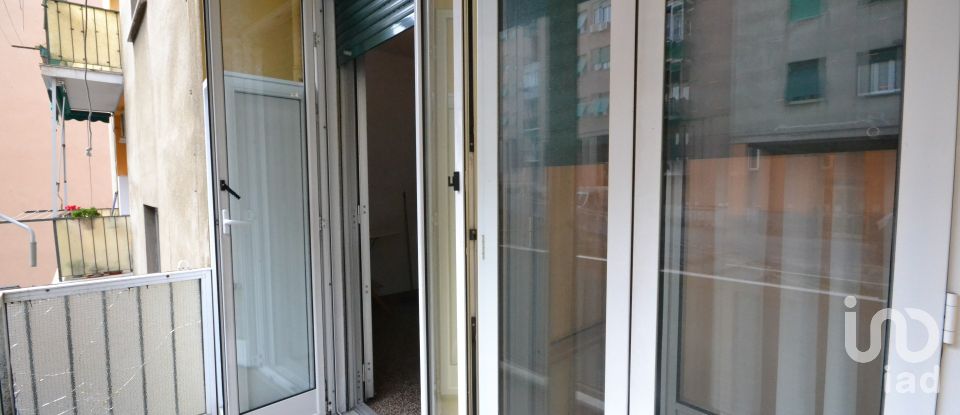 Four-room apartment of 80 m² in Genova (16149)