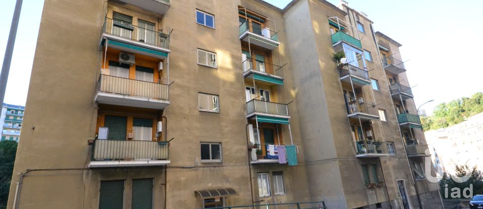 Four-room apartment of 80 m² in Genova (16149)