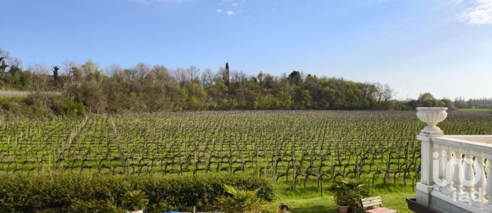 Appartamento 5 locali di 166 m² a Pastrengo (37010)