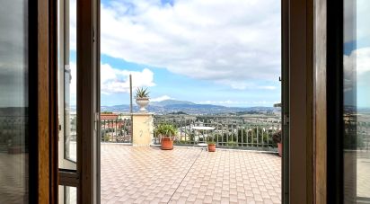 Trilocale di 105 m² a Osimo (60027)