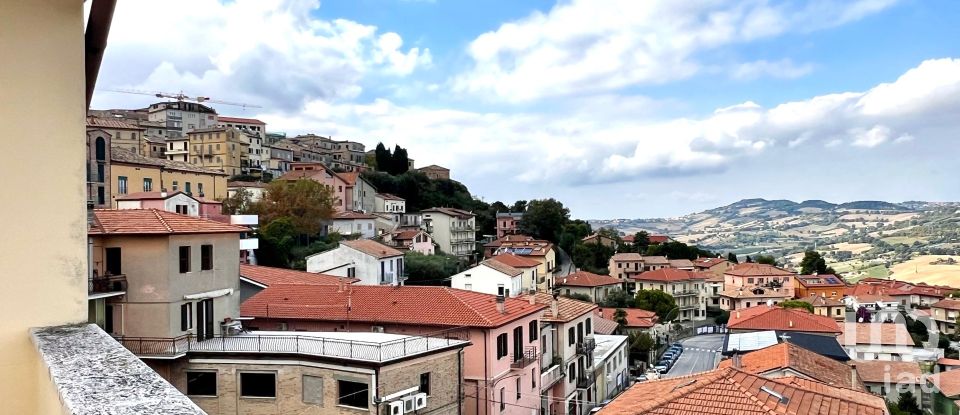 Three-room apartment of 105 m² in Osimo (60027)