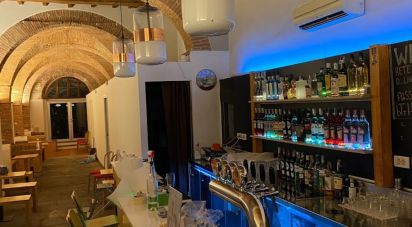 Negozio / locale commerciale di 155 m² in Firenze (50142)