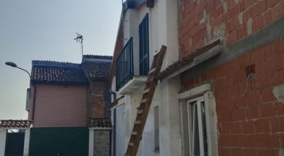 Block of flats 3 rooms of 90 m² in Solero (15029)