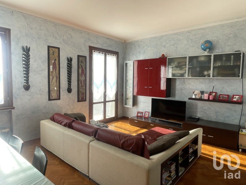 Appartamento 6 locali di 133 m² a Marciano della Chiana (52047)