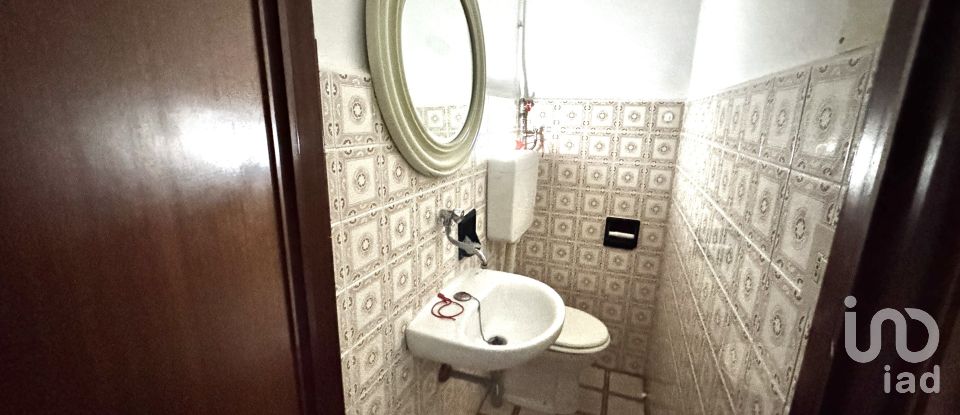 Shop / premises commercial of 90 m² in Borghetto Santo Spirito (17052)