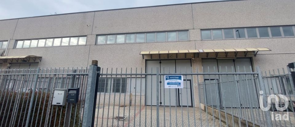 Warehouse of 342 m² in Senago (20030)