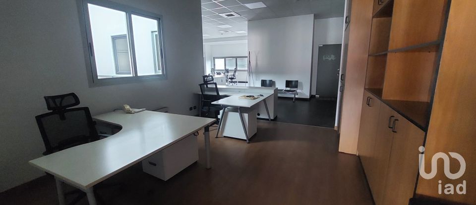 Warehouse of 342 m² in Senago (20030)