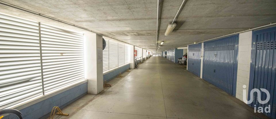 Apartment 6 rooms of 90 m² in Genova (16128)