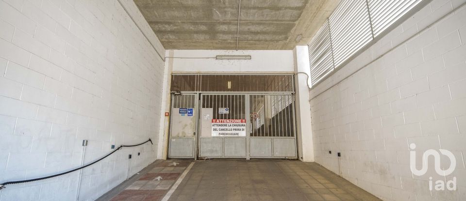 Apartment 6 rooms of 90 m² in Genova (16128)