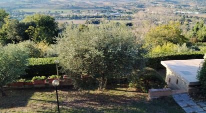 Farm 12 rooms of 400 m² in Macerata (62100)
