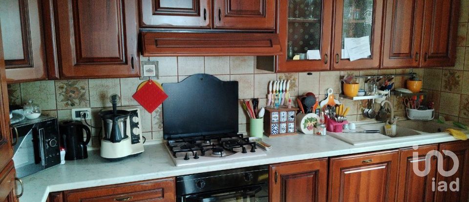 Casale 12 locali di 400 m² in Macerata (62100)