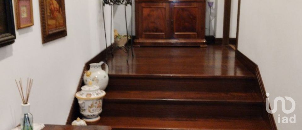 Casale 12 locali di 400 m² in Macerata (62100)