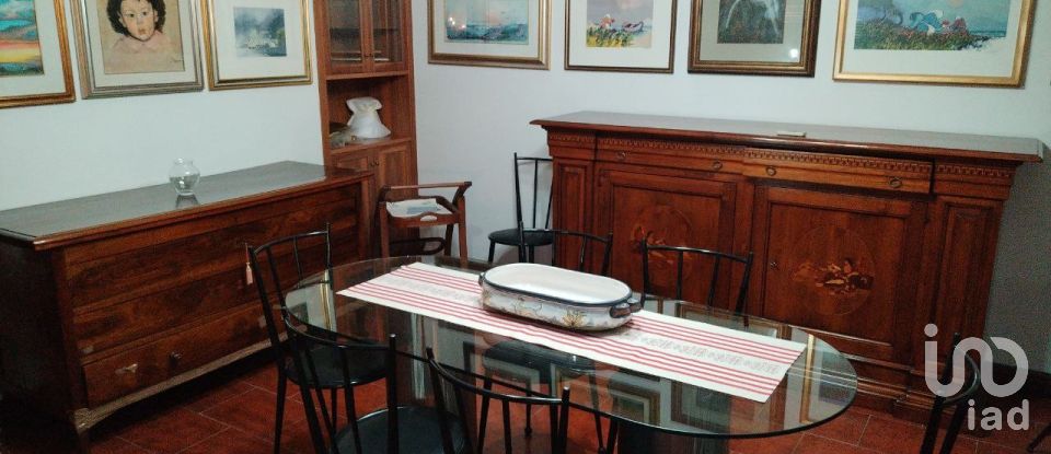 Casale 12 locali di 400 m² in Macerata (62100)