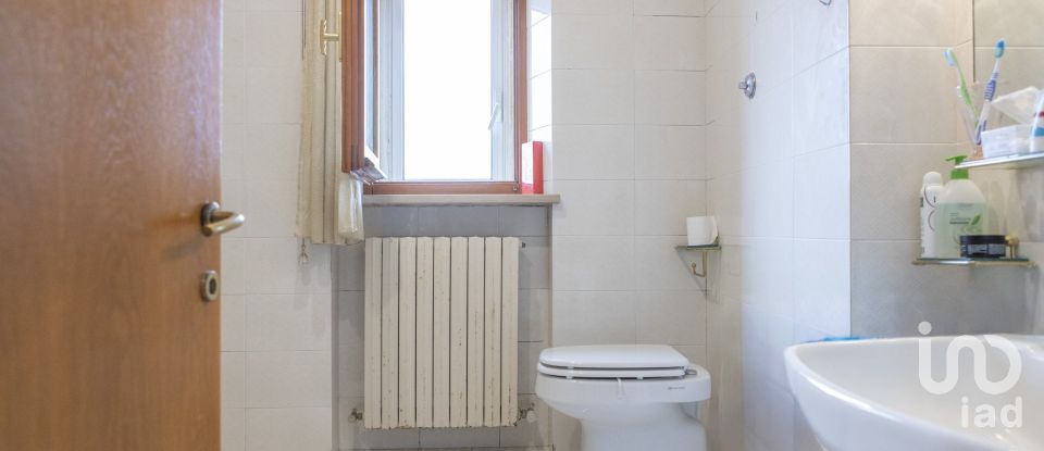 Costruzione di 502 m² in Osimo (60027)