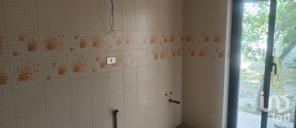 Casa indipendente / Villa 13 locali di 250 m² in Offida (63073)