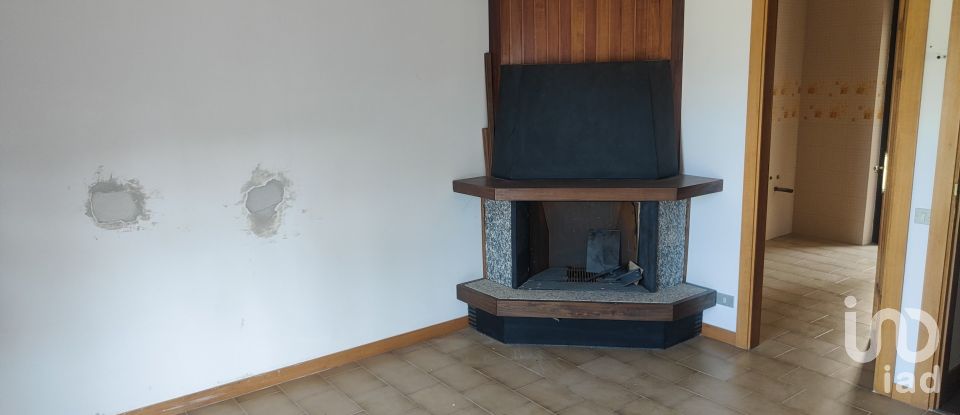 Casa indipendente / Villa 13 locali di 250 m² in Offida (63073)