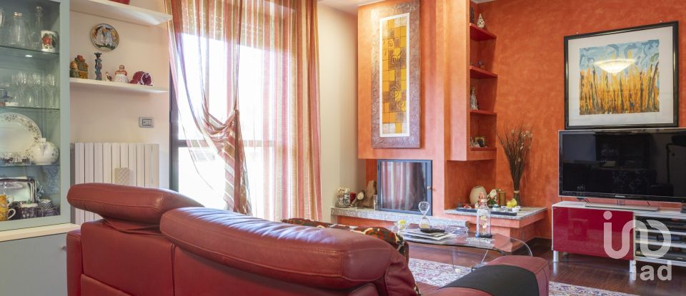 Four-room apartment of 124 m² in Macerata (62100)