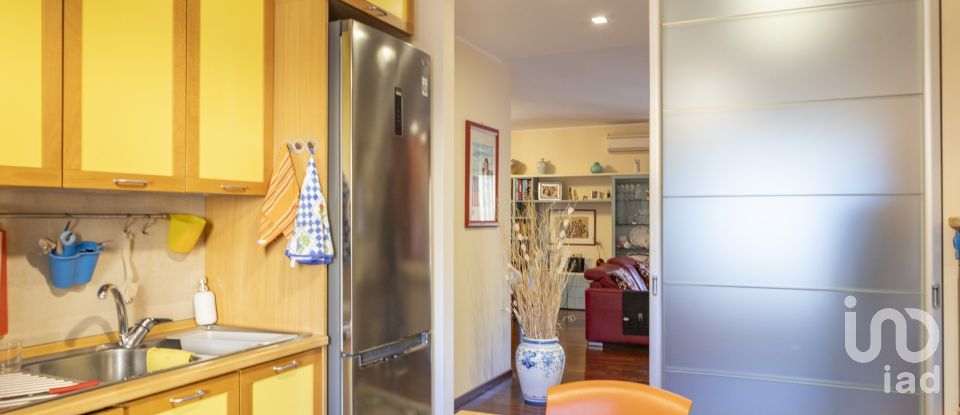 Four-room apartment of 124 m² in Macerata (62100)