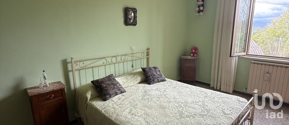 Casa indipendente 20 locali di 375 m² in Canzano (64020)