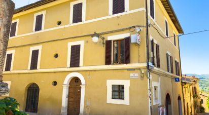 Three-room apartment of 109 m² in Bevagna (06031)