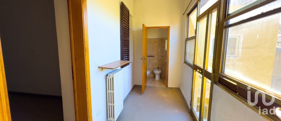 Trilocale di 109 m² a Bevagna (06031)