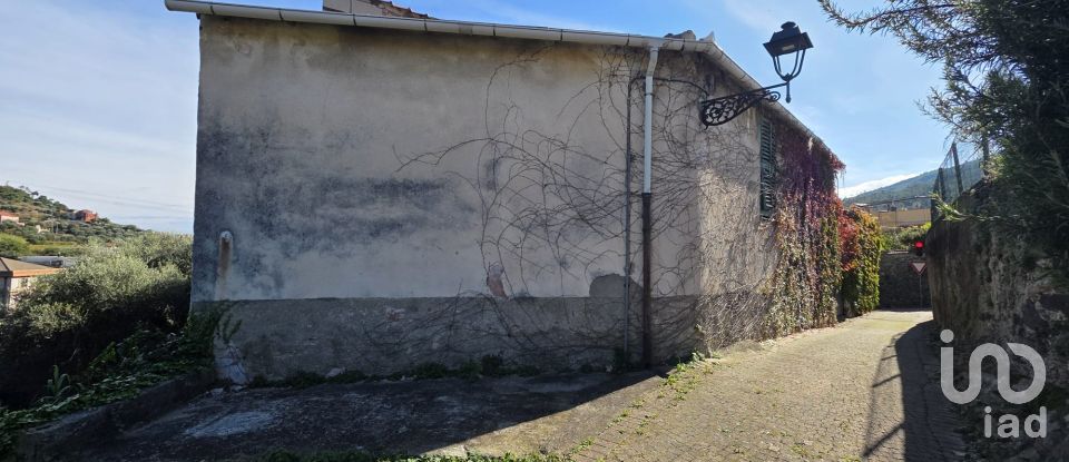 Casa indipendente / Villa 8 locali di 178 m² in Quiliano (17047)