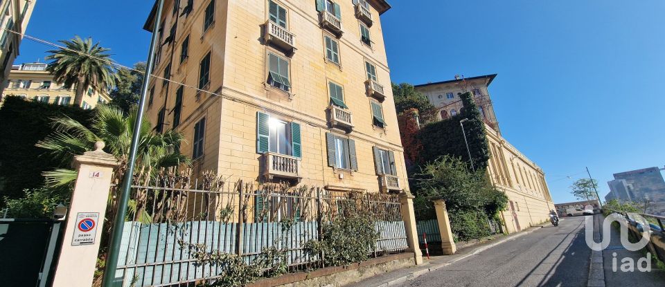 Three-room apartment of 100 m² in Genova (16131)
