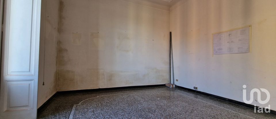Three-room apartment of 100 m² in Genova (16131)
