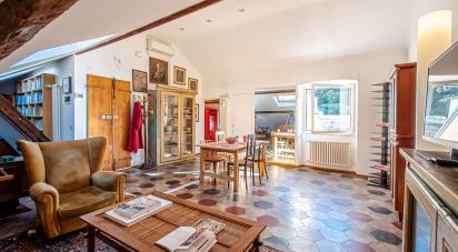 Bilocale di 70 m² a Genova (16126)