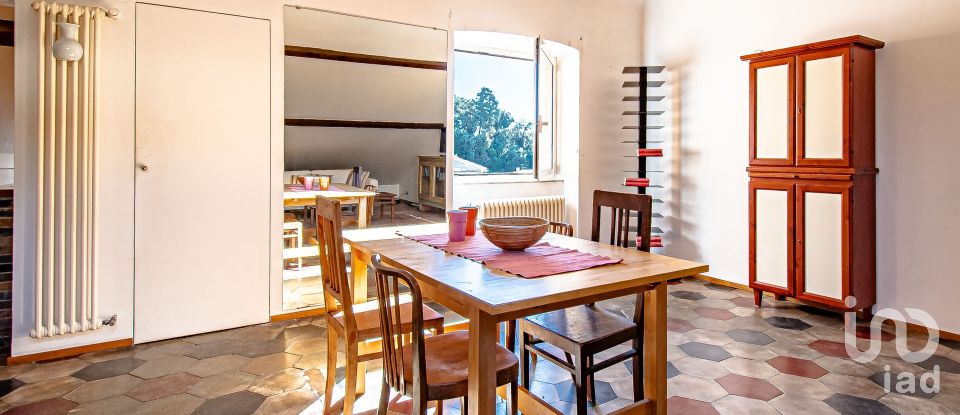 Bilocale di 70 m² a Genova (16126)