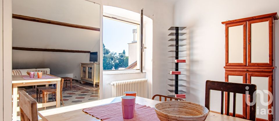 Bilocale di 70 m² a Genova (16126)