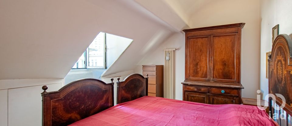 Bilocale di 70 m² a Genova (16126)