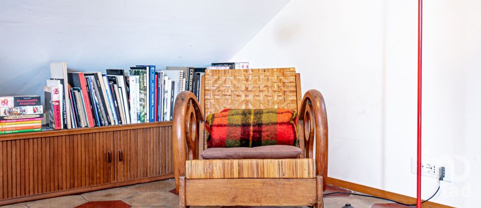 Bilocale di 70 m² a Genova (16126)