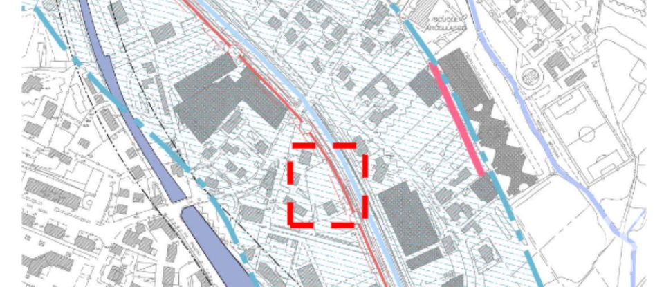 Terreno di 1.185 m² in Erba (22036)