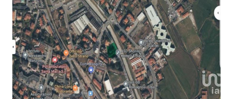 Terreno di 1.185 m² in Erba (22036)