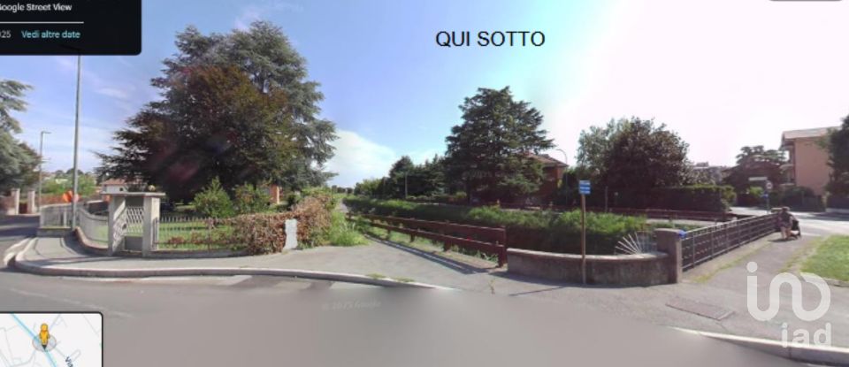 Terreno di 1.185 m² in Erba (22036)