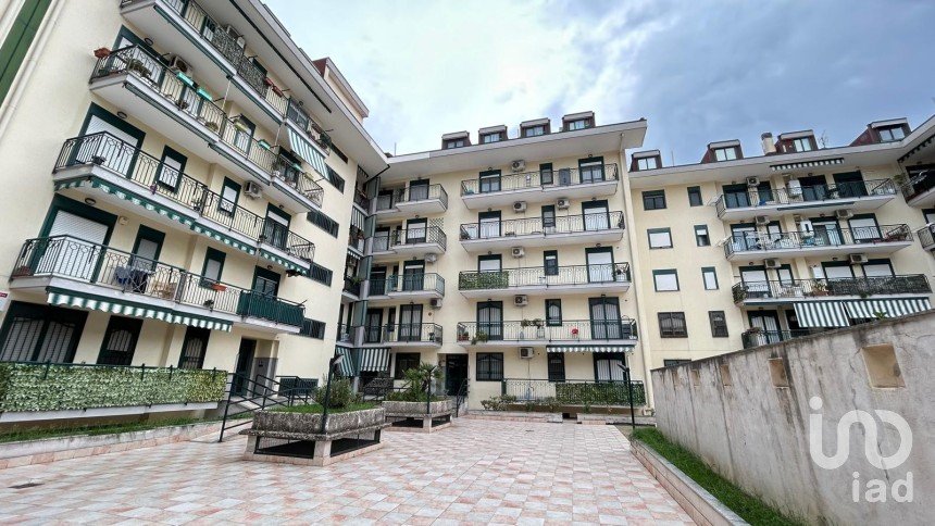 Loft 4 rooms of 105 m² in San Nicola la Strada (81020)