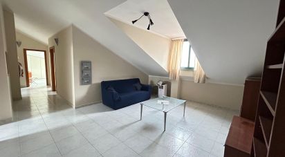 Loft 4 locali di 105 m² a San Nicola la Strada (81020)
