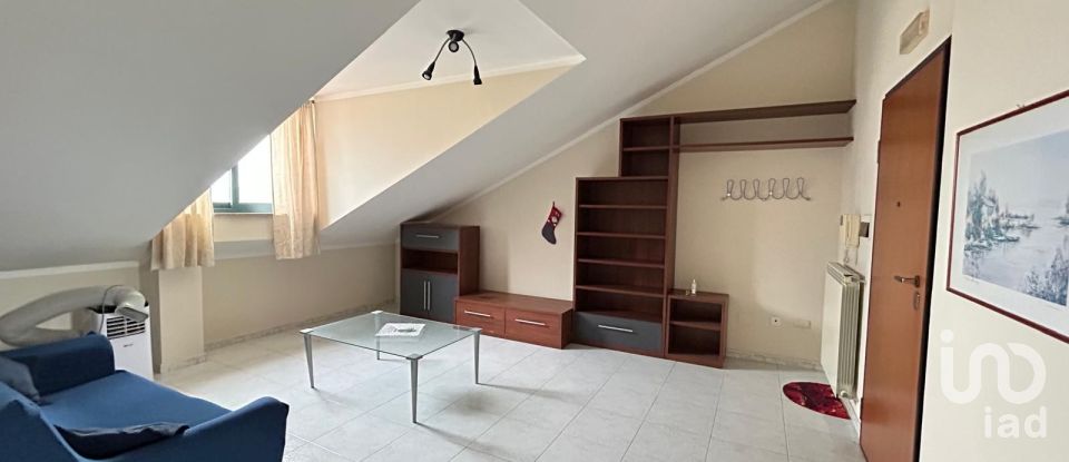 Loft 4 rooms of 105 m² in San Nicola la Strada (81020)