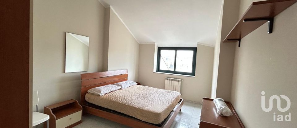 Loft 4 rooms of 105 m² in San Nicola la Strada (81020)