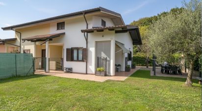 Villa Bifamiliare 4 locali di 100 m² in Montalenghe (10090)