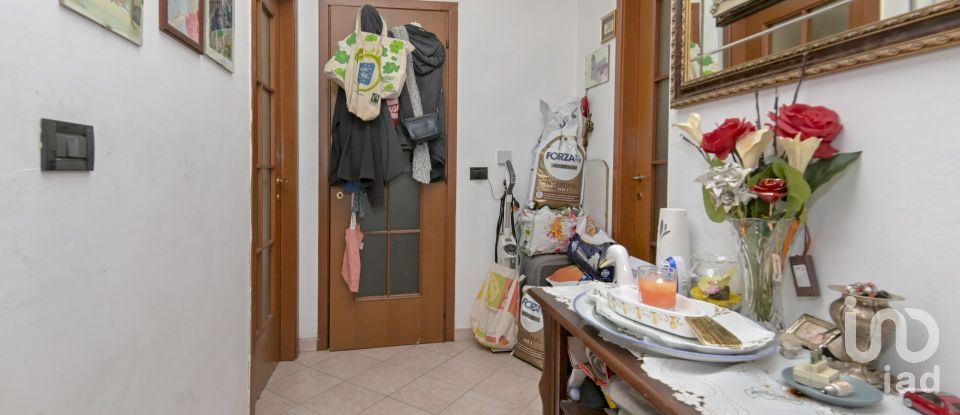 Three-room apartment of 75 m² in Torino (10155)