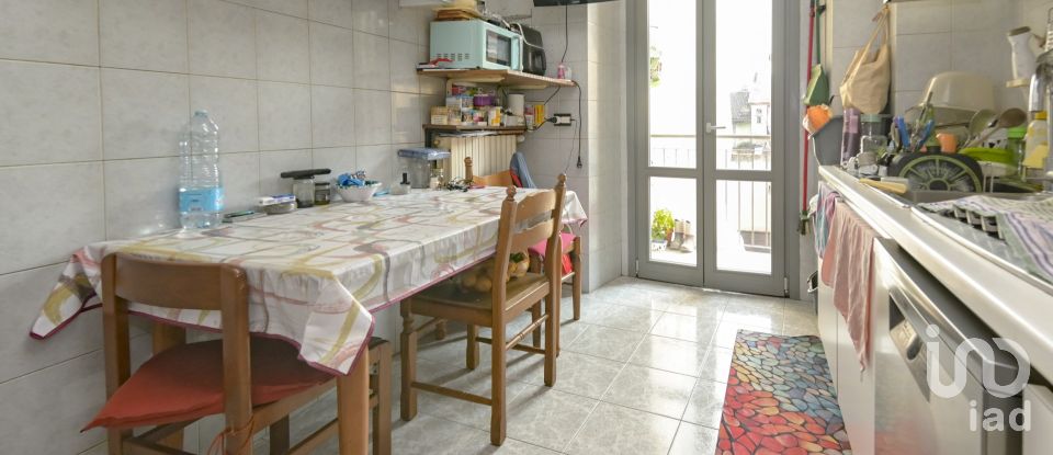 Three-room apartment of 75 m² in Torino (10155)